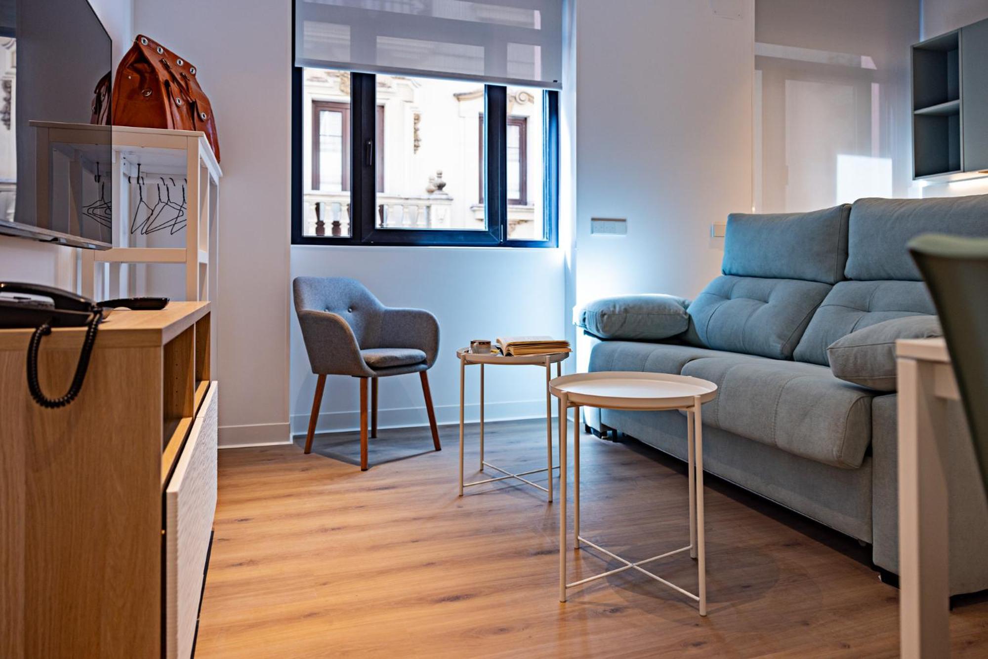 Hostal Paris Valladolid Bagian luar foto