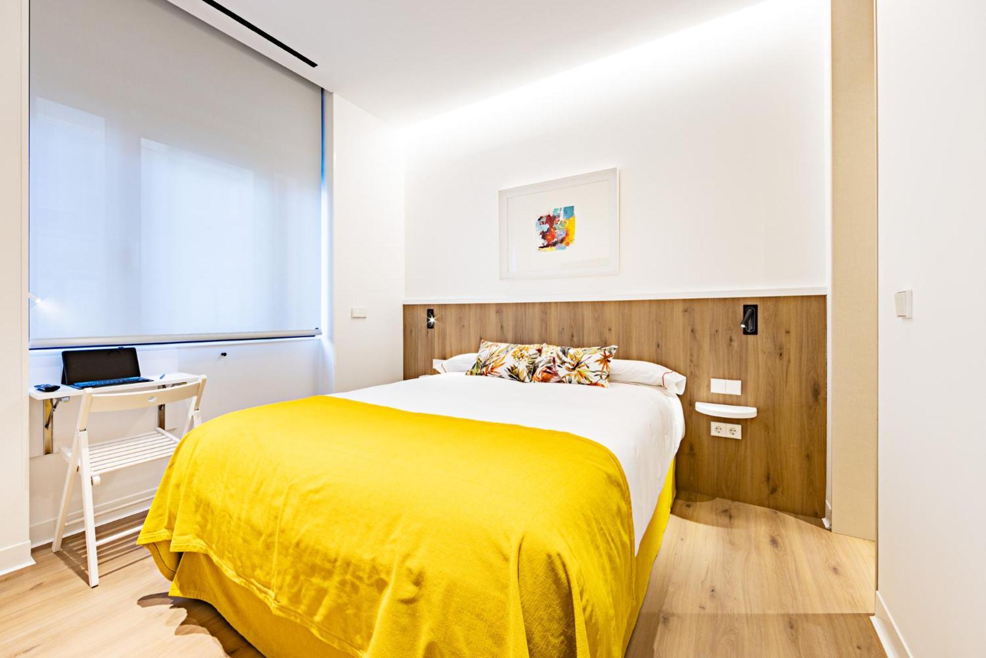 Hostal Paris Valladolid Bagian luar foto